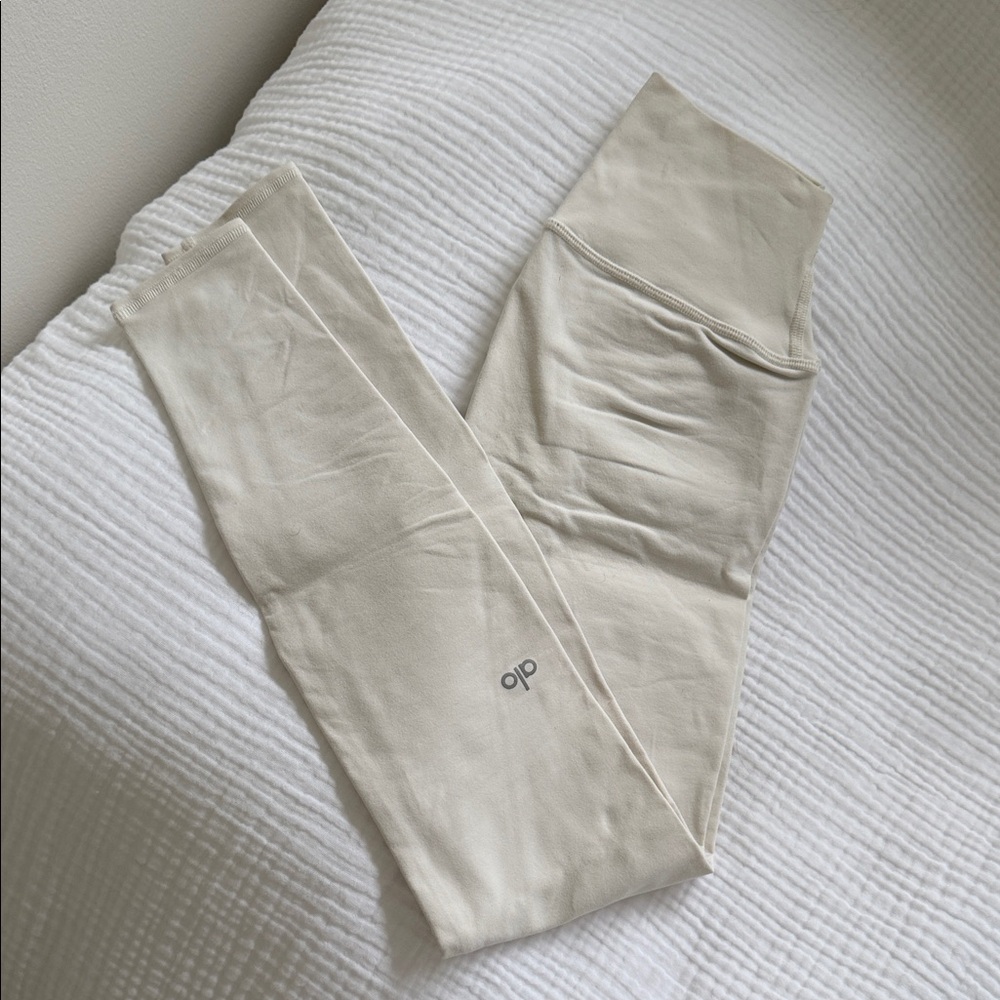ALO Yoga Cream High-Rise Seamless Leggings